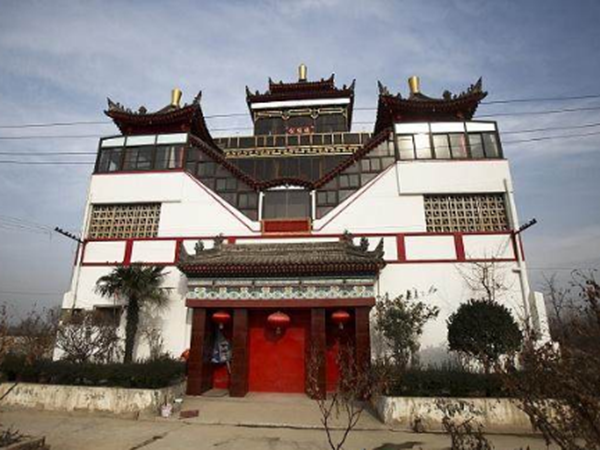 郴州市蘇仙區(qū)棲鳳渡鎮(zhèn)華欣建筑材料行,仿古建材,小青瓦,青筒瓦 郴州市蘇仙區(qū)棲鳳渡鎮(zhèn)華欣建筑材料行,仿古建材,小青瓦,青筒瓦